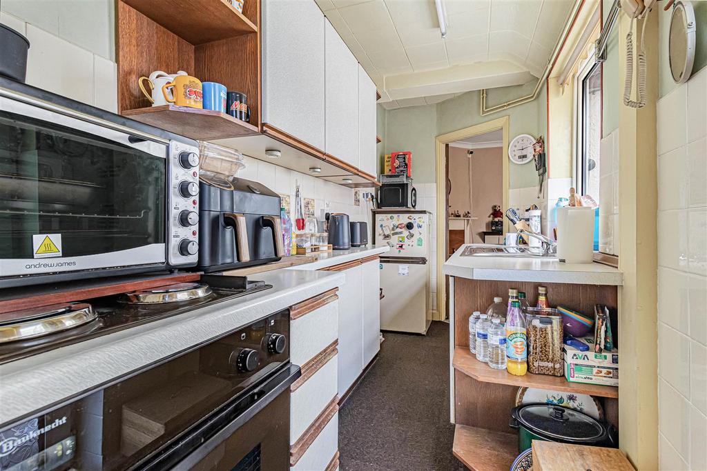 House in Cambridge, Romsey - View 5