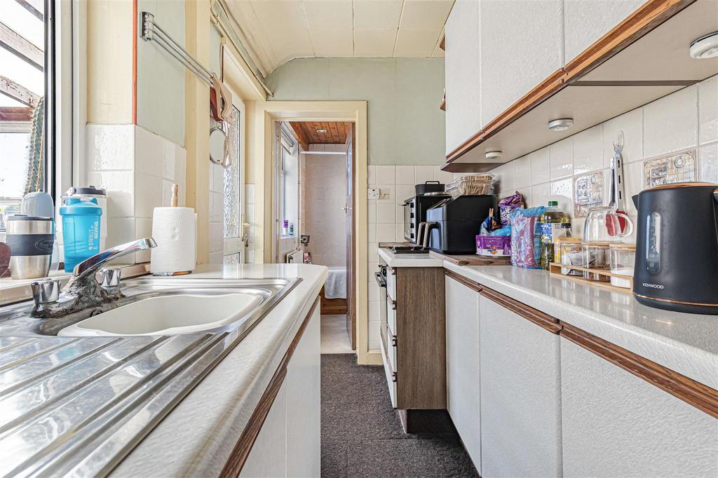 House in Cambridge, Romsey - More