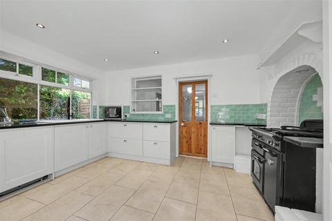 2 bedroom detached house for sale, New Road, Letchmore Heath WD25