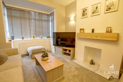 2 bedroom semi-detached bungalow for sale, Beaumont Avenue, Clacton-On-Sea CO15