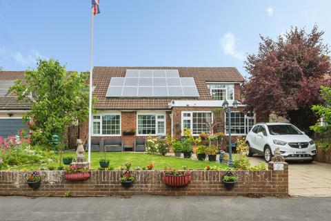 4 bedroom bungalow for sale, Frampton Close, Colden Common, Winchester