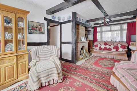 5 bedroom detached bungalow for sale, Woodville Road, Canvey Island SS8
