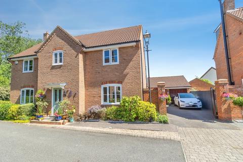 4 bedroom detached house for sale, Bereville Court, Middleton, Milton Keynes