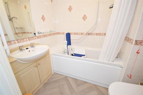 undefined, Ingle Court, Market Weighton, York