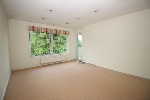 2 bedroom flat to rent, Hockley Court, Bath