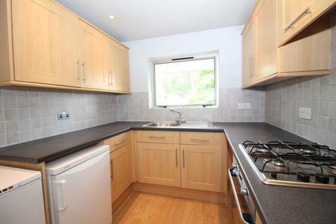 2 bedroom flat to rent, Hockley Court, Bath