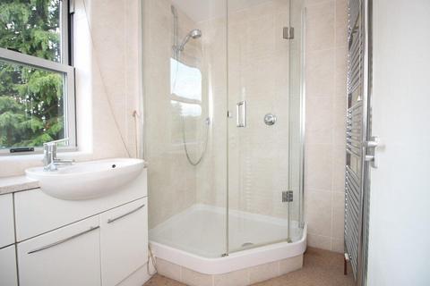 2 bedroom flat to rent, Hockley Court, Bath