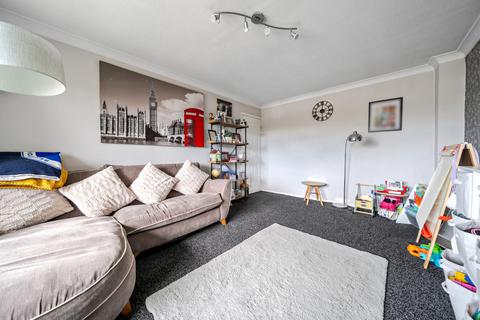 1 bedroom flat for sale, Elm Grove, West Sussex BN15