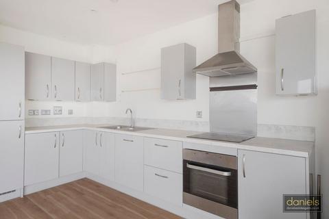 2 bedroom apartment for sale, Union Way, London, NW10