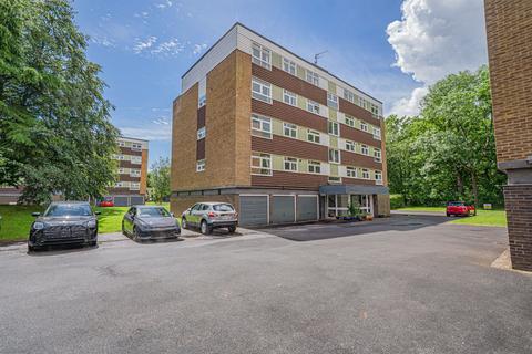 Riverside Drive, Solihull, B91