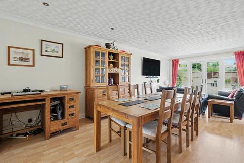 5 bedroom detached house for sale, Humber Road, Chelmsford CM1