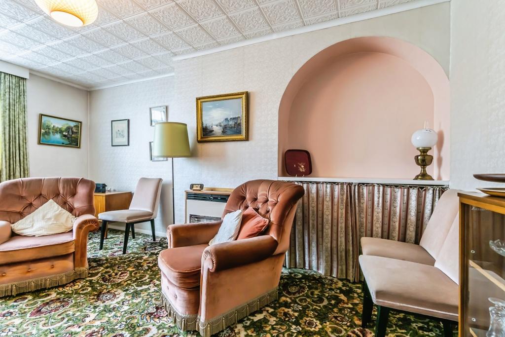 Reception room