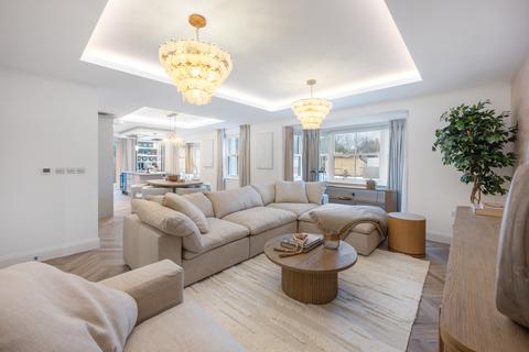 3 bedroom flat for sale, Shalford Lodge, Kingston Hill, Kingston Upon Thames, KT2