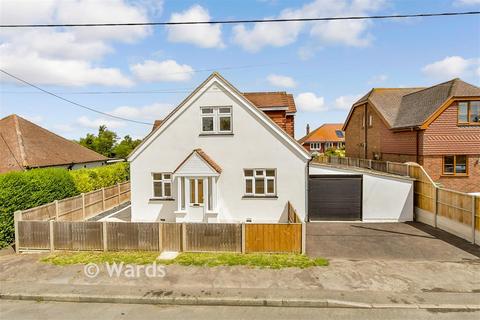 3 bedroom chalet for sale, Cliff Gardens, Minster-On-Sea, Kent