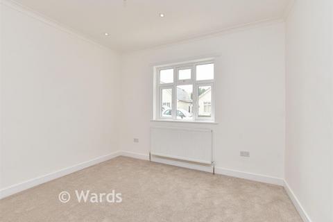 3 bedroom chalet for sale, Cliff Gardens, Sheerness ME12