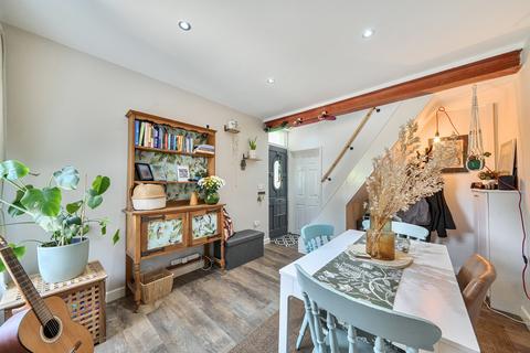 Clifton Road, London SE25