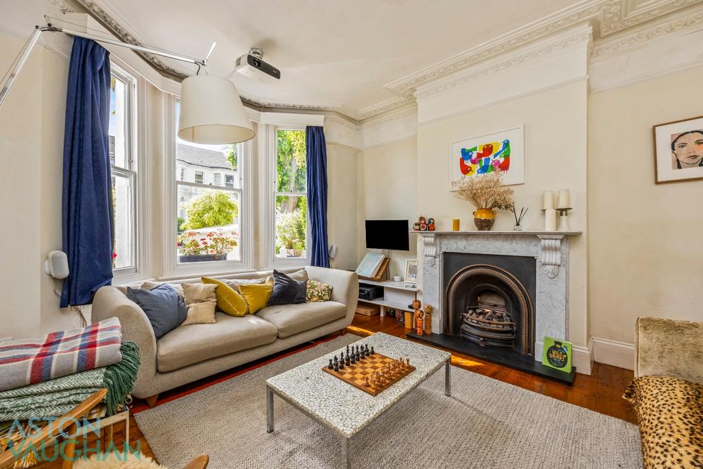 House in Brighton, Round Hill - View 3