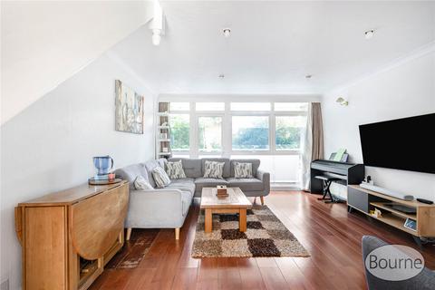 2 bedroom maisonette for sale, Hill View Court, Woking, Surrey, GU22