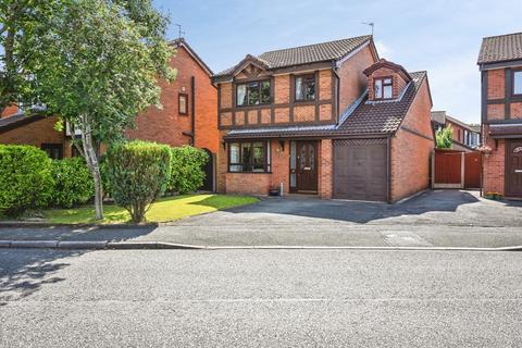 Detached house - Norbreck Close, Great Sankey, Warrington, Cheshire, WA5