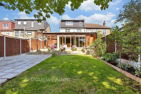 Rochester Gardens, Ilford, Essex
