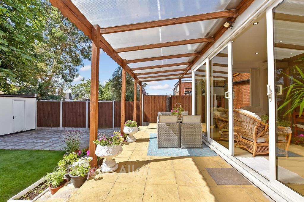 Patio / Decking