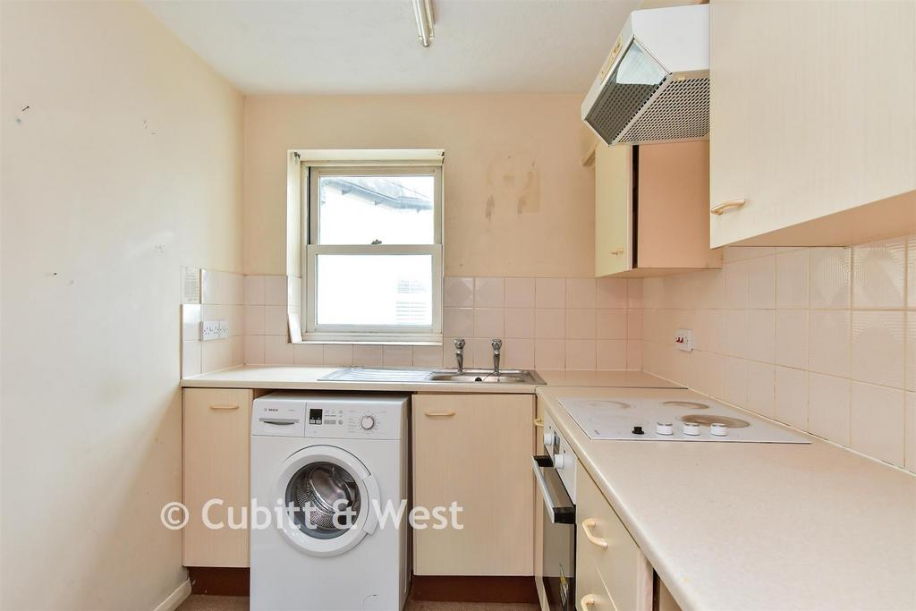 Apartment in Brighton, Round Hill