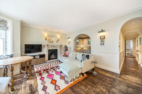 Hildyard Road, London SW6