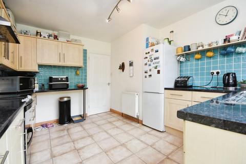 4 bedroom semi-detached bungalow for sale, Hares Chase, Billericay