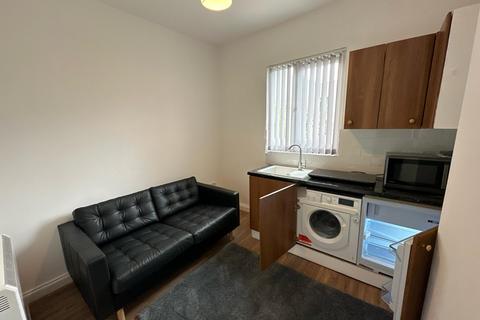 1 bedroom apartment to rent, 1 Bed Flat Camden High Street, London, NW1