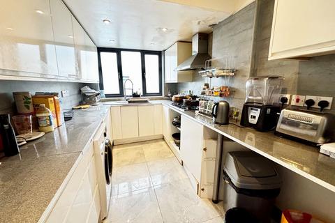 4 bedroom townhouse for sale, London Road, Bromley BR1