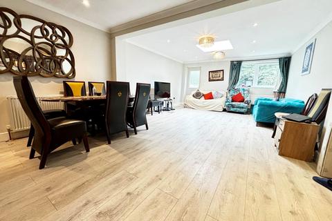 4 bedroom townhouse for sale, London Road, Bromley BR1