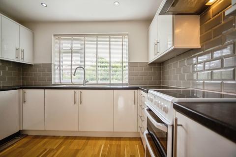 2 bedroom maisonette for sale, Midhurst Hill, Bexleyheath, DA6