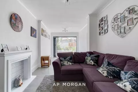 House in Birmingham, West Midlands - View 2
