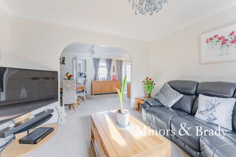 3 bedroom semi-detached house for sale, Kitchener Road, Leiston