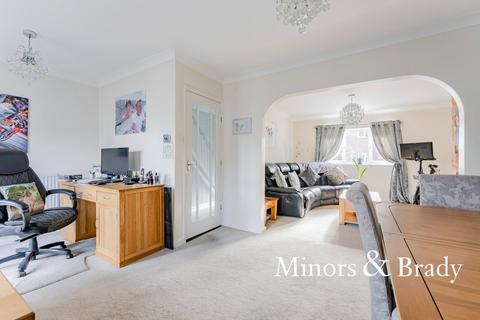 3 bedroom semi-detached house for sale, Kitchener Road, Leiston