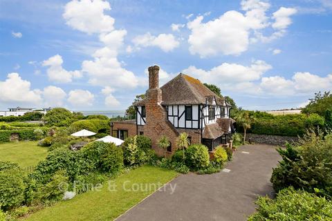 4 bedroom detached house for sale, Joss Gap Road, Broadstairs, Kent