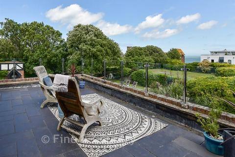 4 bedroom detached house for sale, Joss Gap Road, Broadstairs, Kent