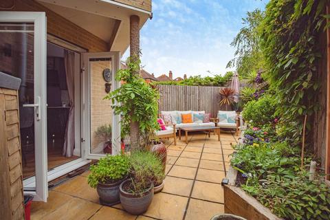 3 bedroom semi-detached house for sale, Coniston Crescent, Weymouth, Dorset, DT3