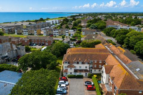 2 bedroom flat for sale, Montagu Road, Highcliffe, Dorset. BH23 5JT
