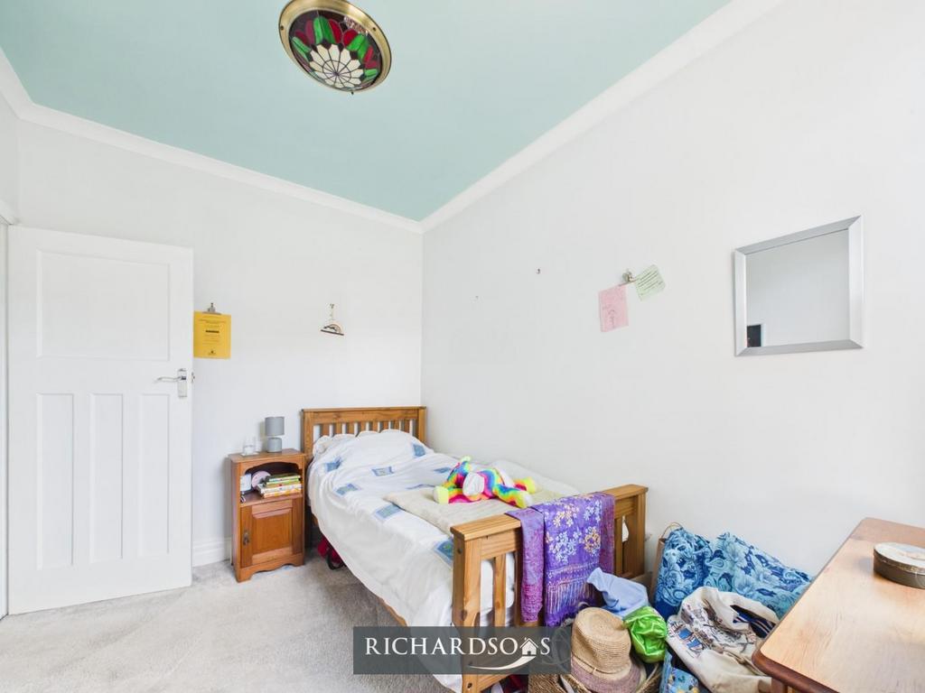 CAM02371 G0-PR0112-STILL008.jpg