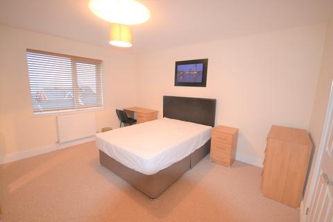 5 bedroom house to rent, Rhondda Street, Mount Pleasant, Swansea