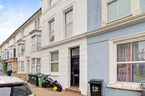 6 bedroom terraced house for sale, Susans Road, Eastbourne