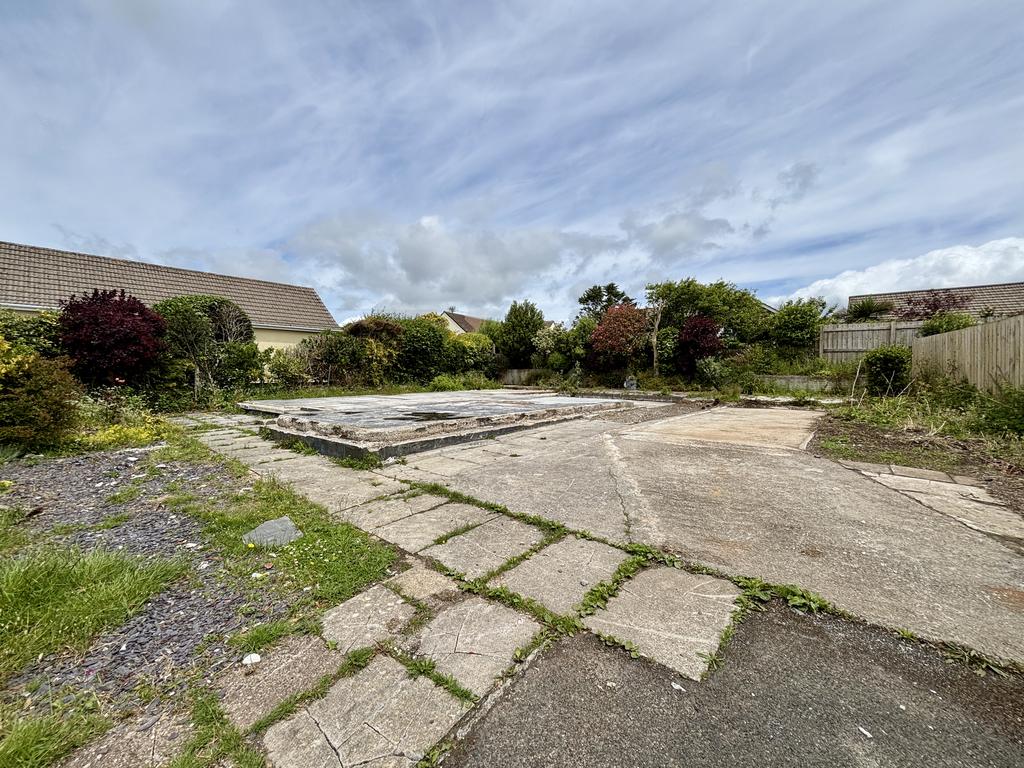 17 Cardwen Estate, Pelynt, Looe, Cornwall PL13 2LH - View 2