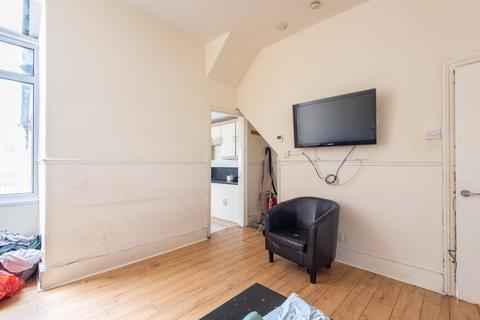 undefined, Falmouth Street, Hull HU5