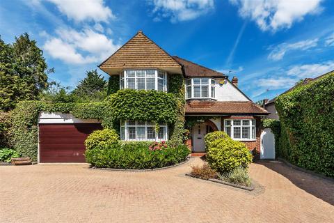 4 bedroom detached house for sale, Nonsuch Walk, Cheam, SM2