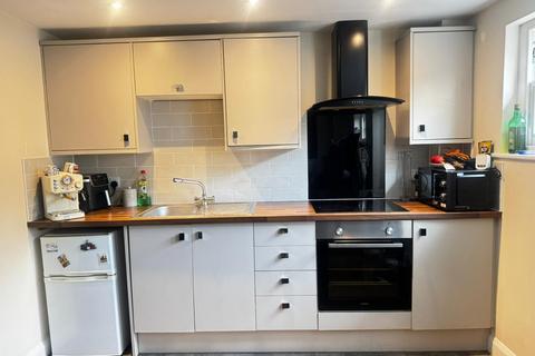 Studio to rent, 1A Hewlett Road, Cheltenham, Gloucestershire, GL52 6DE