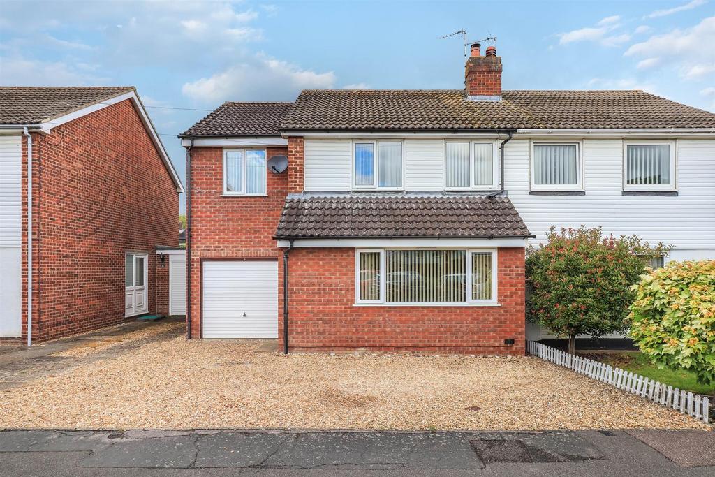Belmore Close, Cambridge CB4, Cambridge