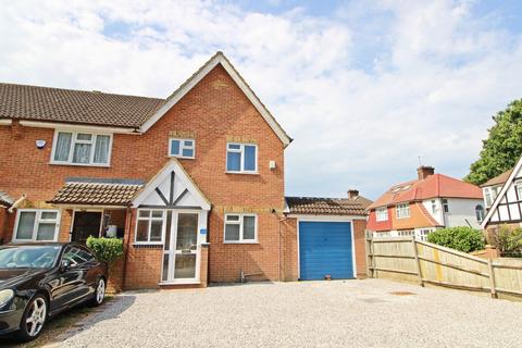 Priory Close, Beckenham, BR3