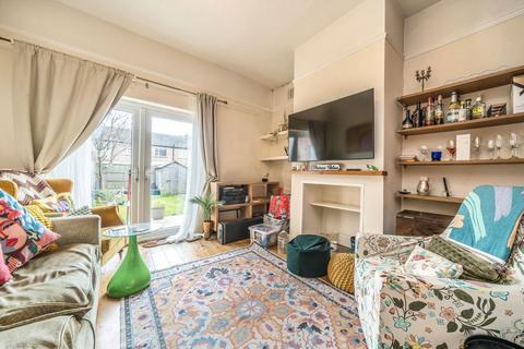 1 bedroom flat for sale, Holly Park Road, London W7