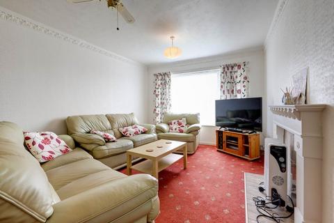 2 bedroom flat for sale, Park Road, Blandford Forum